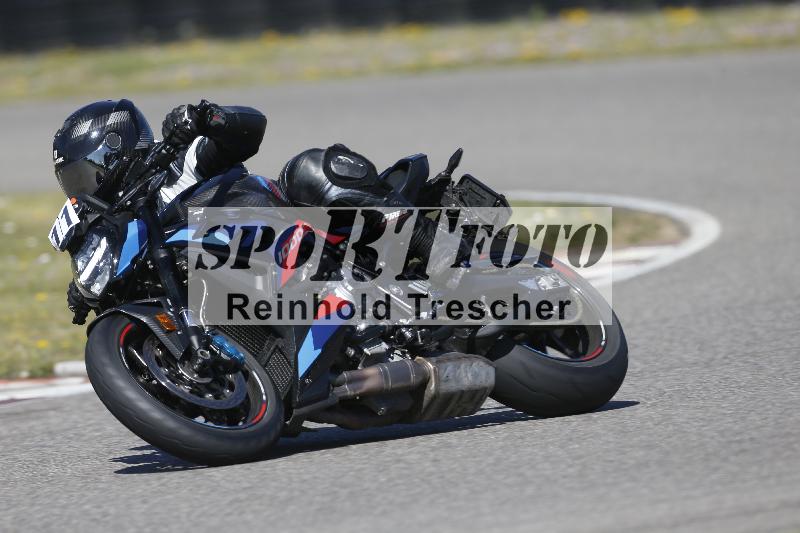 /05 07.04.2026 Cornu Master School ADR/Gruppe rot/11